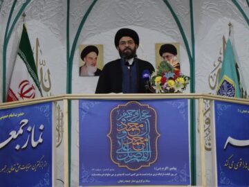 نماز جمعه قرارگاهی برای وحدت و روشنگری در جامعه است