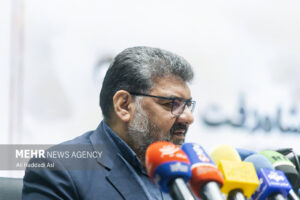 آیین رونمایی کتاب «از مستندسازی تا صدور رای» برگزار شد