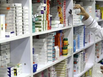 انتقاد نماینده مجلس از وجود بازار سیاه دارو
