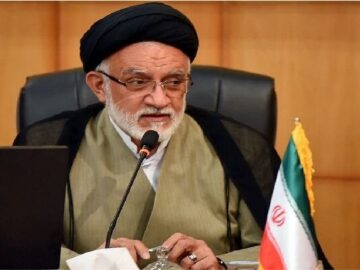 روحانیت با حضور مستمر در فضاهای تبیینی،از آبروی ملت و کشور صیانت کند