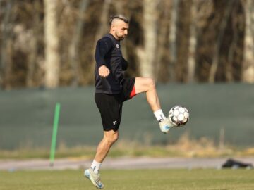 «سردار دورسون» در تمرینات پرسپولیس حاضر شد