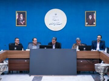 هیچ دستگاهی اجازه سنگ‌اندازی در مسیر صنعتگران را ندارد