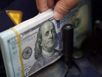 صف تخصیص ارز کماکان پابرجاست