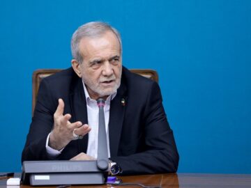 پزشکیان: باید ارتباط با همسایگان و چین و روسیه را تقویت کنیم
