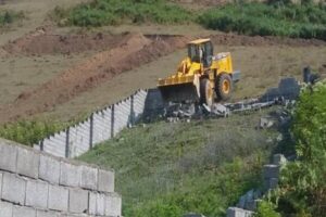 ۸۰۰۰ مترمربع از اراضی کشاورزی در تفت آزاد شد
