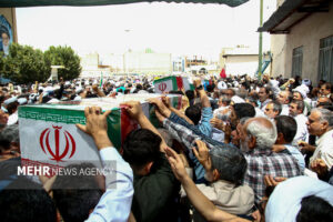 مراسم تشییع پیکر دو شهید حملات اخیر رژیم صهیونیستی در قم برگزار شد