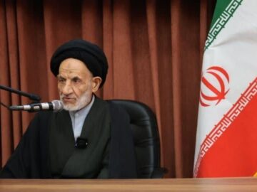 «زندگی با آیه‌ها» راه نجات بشریت از سلطه مستکبران است