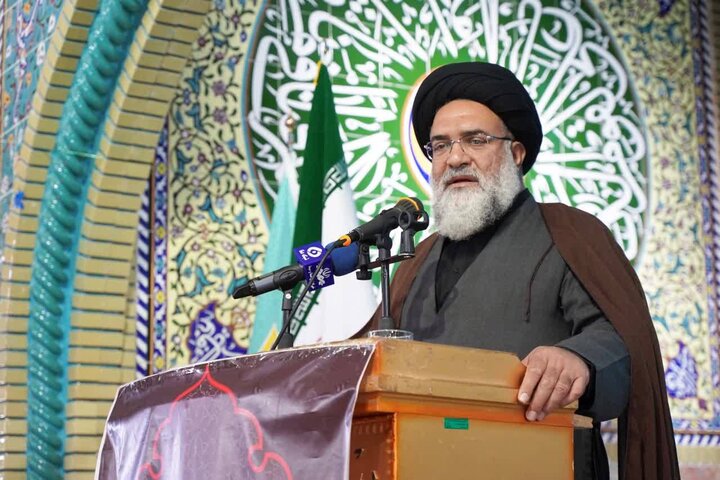 ماجرای نخستین خطبه ای که آیت الله طالقانی خواند؛ترس دشمن از آگاهی مردم