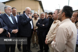 بازدید وزیر نیرو و استاندار تهران از طرح خط جایگزین انتقال آب زیاران
