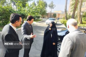 معاون امور زنان و خانواده رئیس‌جمهور وارد شهریار شد