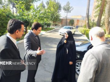 معاون امور زنان و خانواده رئیس‌جمهور وارد شهریار شد