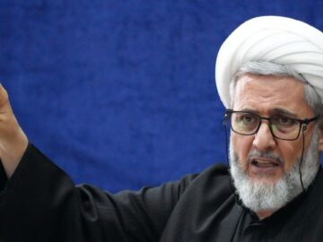 مردم ایران با پشتیبانی از ولایت فقیه دشمن را در جنگ ۱۲ روزه عقب راندند