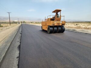 عملیات بهسازی و روکش آسفالت محور روستایی طاق دامغان انجام شد