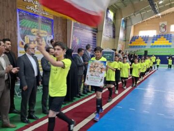 هزینه در ورزش سرمایه‌گذاری برای اعتلای کشور است