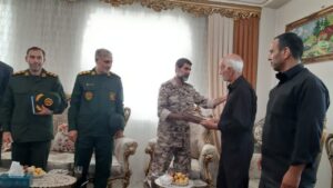 دیدار با خانواده شهدای اقتدار باقرلو و موسوی در خوی