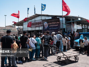 توزیع ۱۰۰ تن کالا در بین اتباع افغانستانی توسط ستاد اجرایی فرمان امام