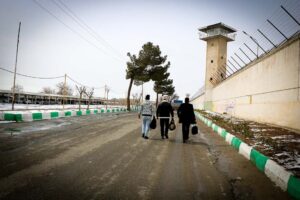 ۱۱۰ زندانی از ندامتگاه قزلحصار کرج آزاد شدند