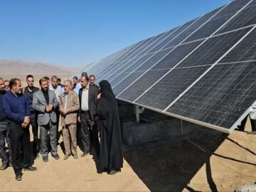 راه اندازی نخستین نیروگاه خورشیدی بر روی چاه های کشاورزی زرند