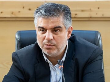 توسعه زیرساخت‌های دانشگاه تفرش با پیوند مؤثر علم و صنعت همراه باشد