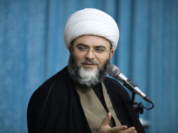 وظیفه ماست که با جاهل، غافل و معاند با زبان خودشان سخن بگوییم