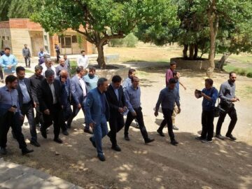 بازدید معاون رئیس جمهور از روستاهای خسروآباد و قمچقای بیجار
