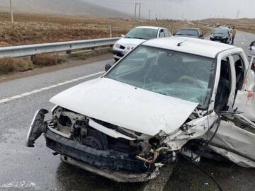 وقوع حادثه رانندگی در جاده میامی-سبزوار ۵ مصدوم داشت