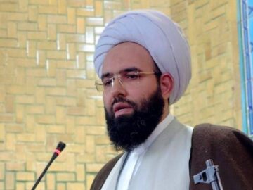 دشمن برای تخریب وحدت و انسجام ملی ما دست به هرکاری می‌زند