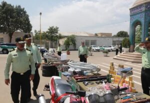 توقیف ۹۰۰ دستگاه موتورسیکلت و کشف ۳۰۰ قبضه سلاح سرد در قزوین