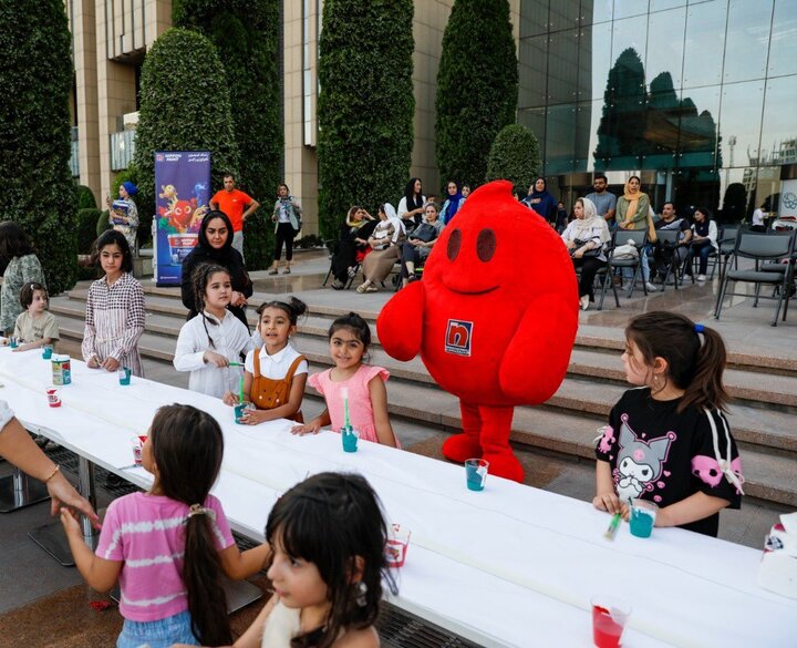 نقاشی پرچم ایران در ایرانمال