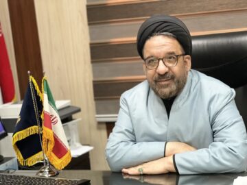 نماز جمعه نقش بسیار مهمی در مقابله با جنگ نرم دشمنان دارد