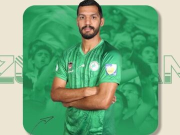 ذوب آهن یک مهاجم خرید