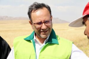 کاشت ۵۰۰ هکتار از مزارع نخود دلفان به‌صورت مکانیزه