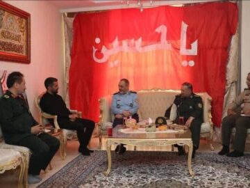 دیدار وزیر دفاع با خانواده شهید ربانی