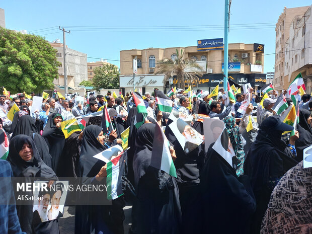راهپیمایی «جمعه نصر» و «جمعه خشم»  در بندرعباس برگزار شد