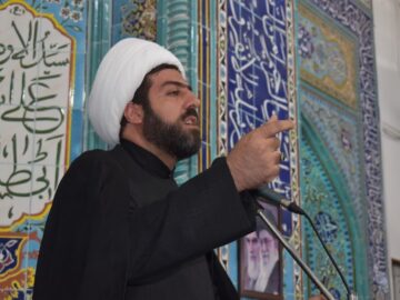 نماز جمعه قرارگاه ایمان و بصیرت است