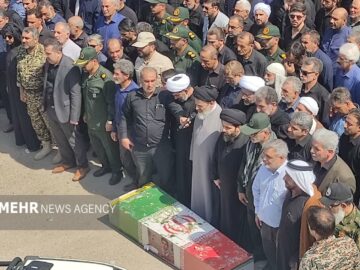 پیکر مطهر شهید دفاع مقدس در زادگاهش دزفول آرام گرفت