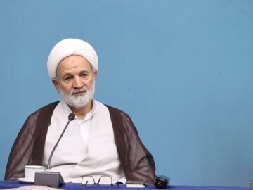 امروز ملت ایران یکپارچه پای علم ولایت و مکتب حسینی ایستاده است 