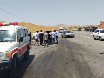 واژگونی کمباین در محور روستایی دیواندره سه مصدوم برجای گذاشت