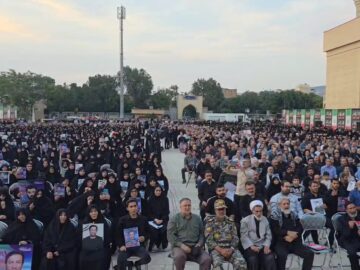شعار وحدت و انسجام ملی در مراسم اربعین شهدای اقتدار آذربایجان‌شرقی