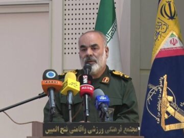 سردار کرمی: ایستادگی شهدا موجب شکست دشمن شد