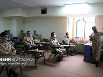 توانمندسازی جوانان و سربازان وظیفه با مهارت آموزی