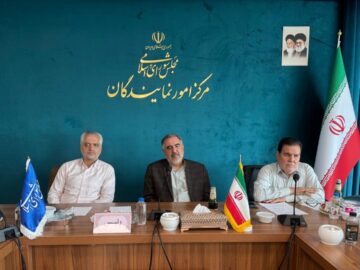 بررسی وضعیت احیای دریاچه ارومیه در نشست نمایندگان ادوار آذربایجان غربی