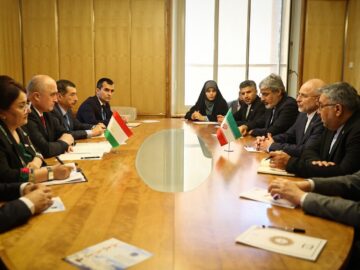 قالیباف: ایران مقتدرانه در مقابل متجاوزان ایستاد