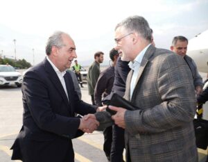 وزیر بهداشت وارد تبریز شد