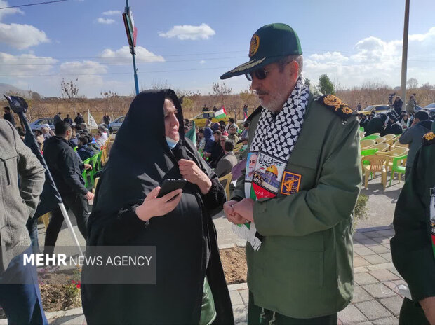 فرزندانم می گویند خبرنگاری را کنار بگذار؛ رسانه همواره انتخاب من است