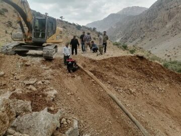 رفع شکستگی خط انتفال مجتمع آبرسانی کوخدان سی سخت؛ آب ۵ روستا وصل شد
