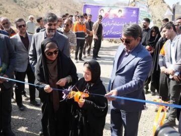 وزیر راه تقاطع غیر همسطح دهبکری بم را افتتاح کرد