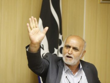اولیایی: مصطفوی گام‌های مهمی برای خصوصی‌سازی سرخابی‌ها برداشت؛ او نگاه رنگی نداشت