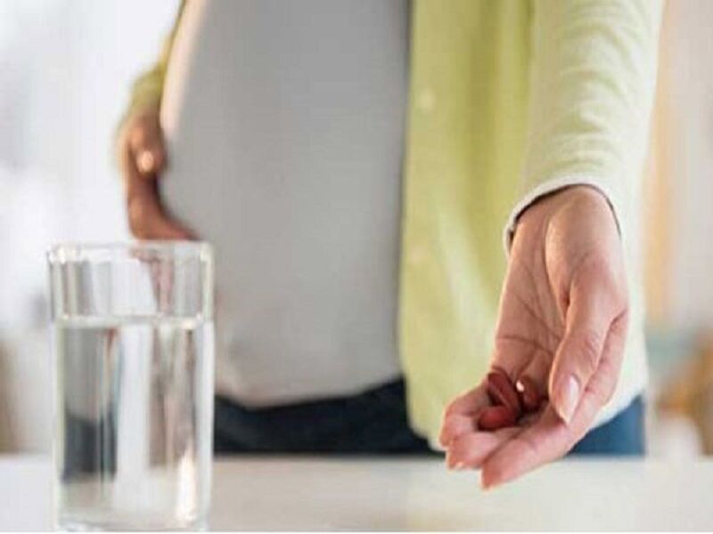 مصرف قرص آهن در بارداری باعث افزایش وزن جنین و دشوار شدن زایمان می‌شود؟