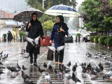 رگبار و رعد و برق در سواحل خزر و جنوب‌شرق کشور